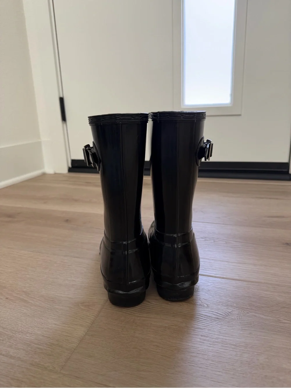 Hunter Glossy Short Black Rain Boots size W5